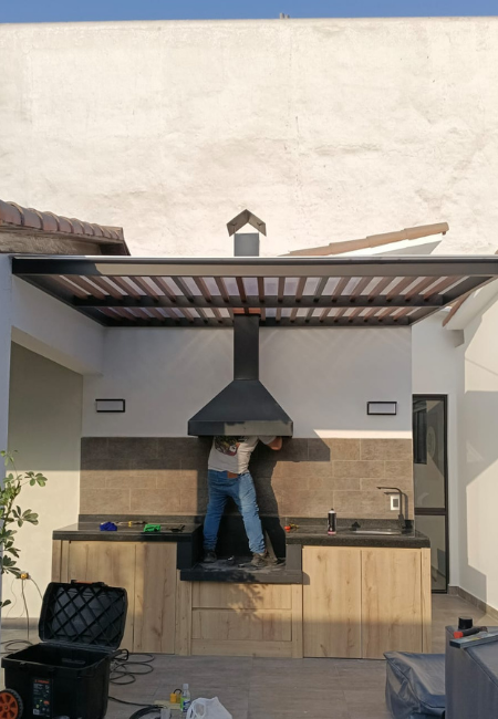 Instalación de campana piramidal