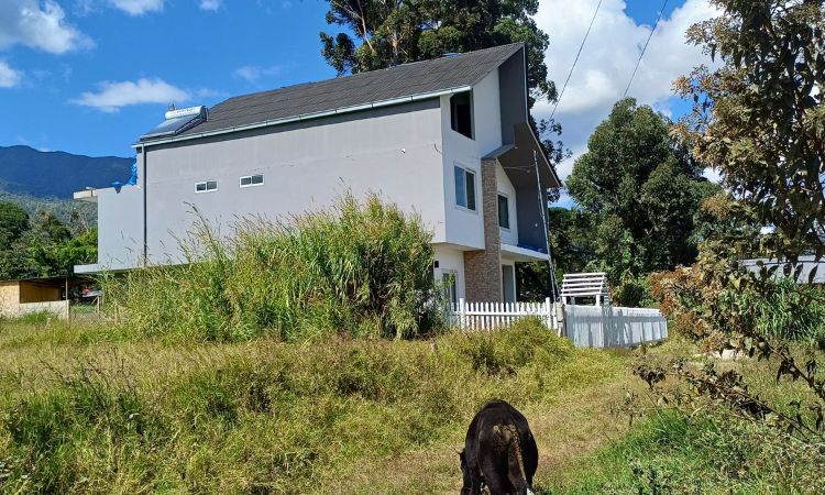 Casa de campo construida en Oxapampa