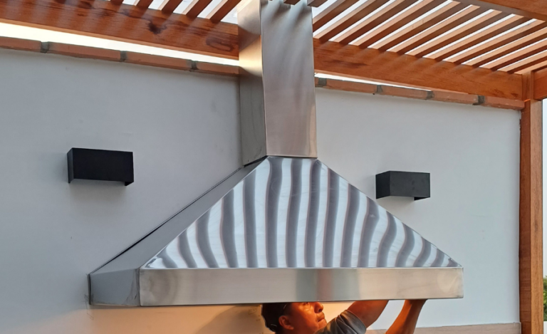 Campana de acero inoxidable piramidal