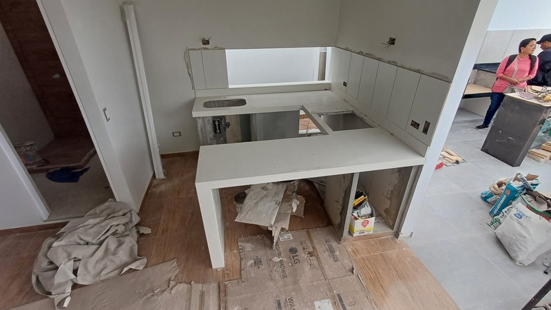 Instalación de cuarzo en cocina