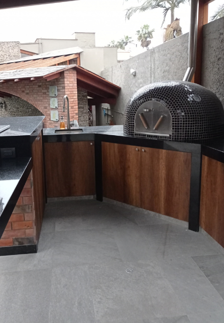 Horno en estación en La Molina